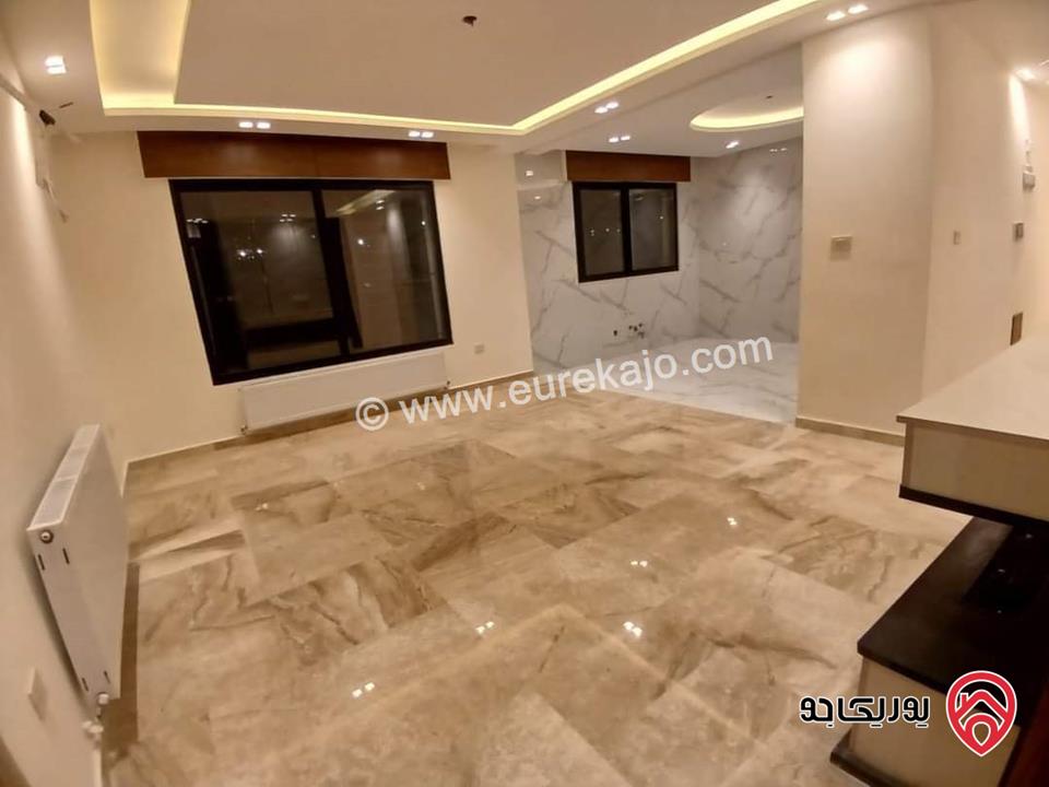 شقة مساحة 200م طابق رابع للبيع في عمان - ضاحية النخيل 