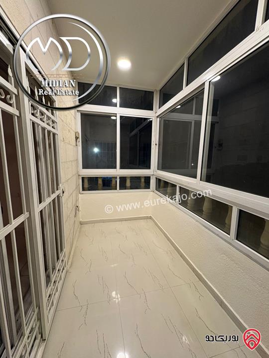 شقة فارغة للايجار في عمان - ضاحية الرشيد مساحة 170م طابق اول تشطيبات سوبر ديلوكس بسعر مميز جداً