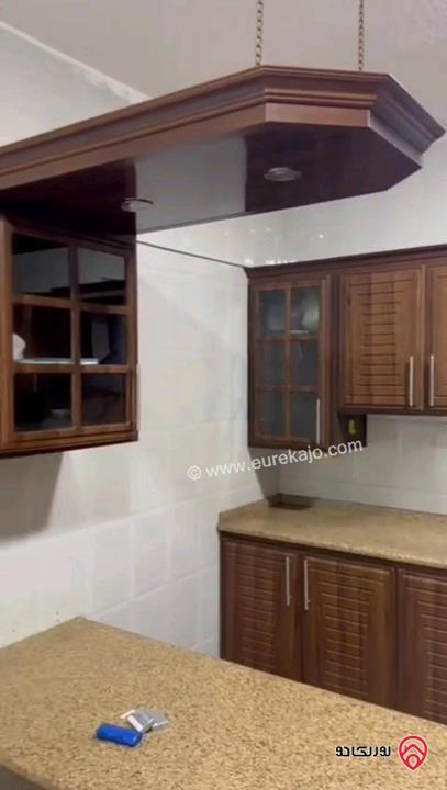 شقة طابق ثالث مساحة 200م للبيع في عمان - عرجان 