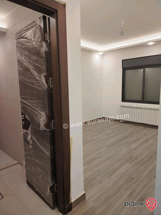 شقة طابق ثالث مساحة 225م للايجار لم تسكن سوبر ديلوكس قيد التشطيب في عمان - ضاحية النخيل