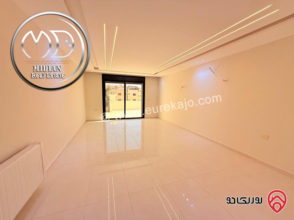 شقق جديدة للبيع في عمان - ضاحية الرشيد مساحات 170م تشطيبات ديكورات سوبر ديلوكس اطلالة جميلة بسعر مميز