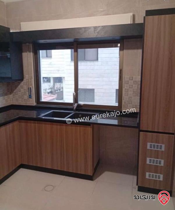 شقة طابق أول مساحة 110م للايجار في عمان - الجبيهة