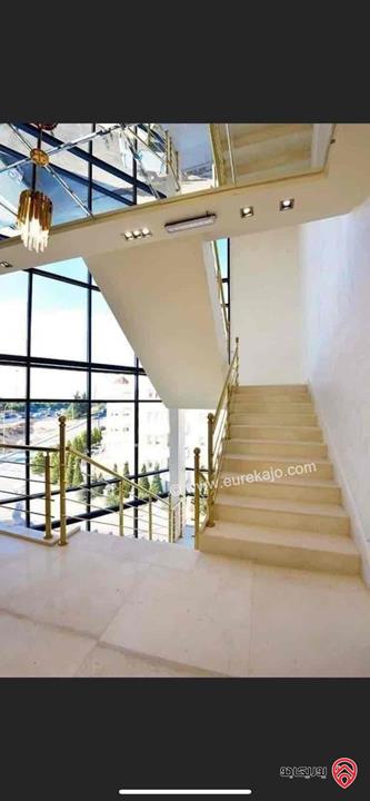 شقة طابق ثالث دوبلكس مساحة 250م للايجار في عمان - البنيات 