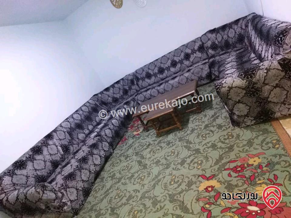 بيت طابقين شبه فيلا مع مزرعة مساحة 480م على أرض 3 دونم و730م للبيع في عمان - اليادوده