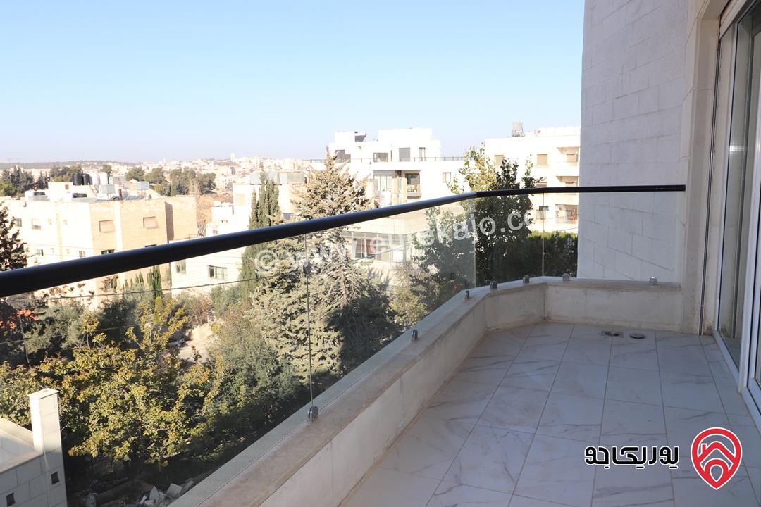 شقة جديدة 183م طابق ثالث للبيع في عمان - خلدا بإطلالة رائعة وموقع هادئ