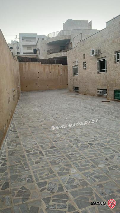 فيلا مساحة 559م على أرض 1 دونم للبيع في عمان - شفا بدران