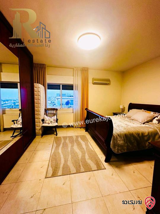 شقة طابق ثاني مساحة 180م للبيع في عمان - الشميساني