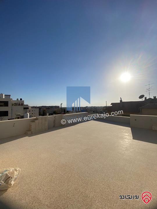 شقة فاخرة للبيع في عمان - أم أذينة قرب أبراج السادس طابق ثالث 162م مع روف دوبلكس 110م لم تسكن