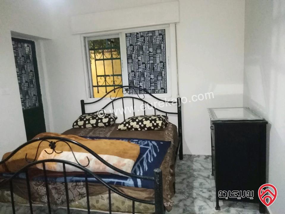 استوديو مفروش مساحة 50م داخلي و 60م خارجي للايجار في عمان - الجبيهة