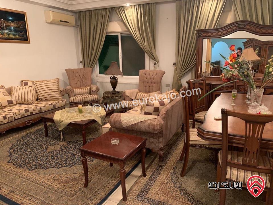 شقة طابق ثالث مساحة 163م للبيع في عمان - الشميساني 