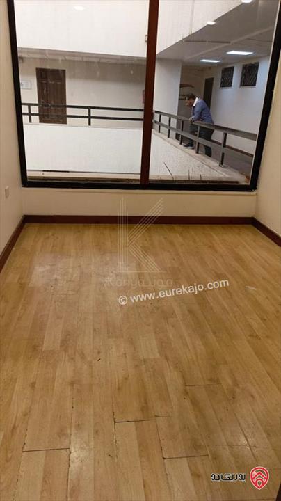 مكاتب تجارية مساحات 50م - 60م للايجار في عمان - الجاردنز