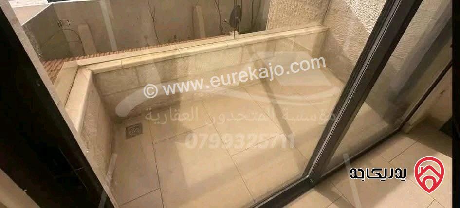شقة فارغة طابق ثاني مساحة 90م للايجار في عمان - الدوار السابع 