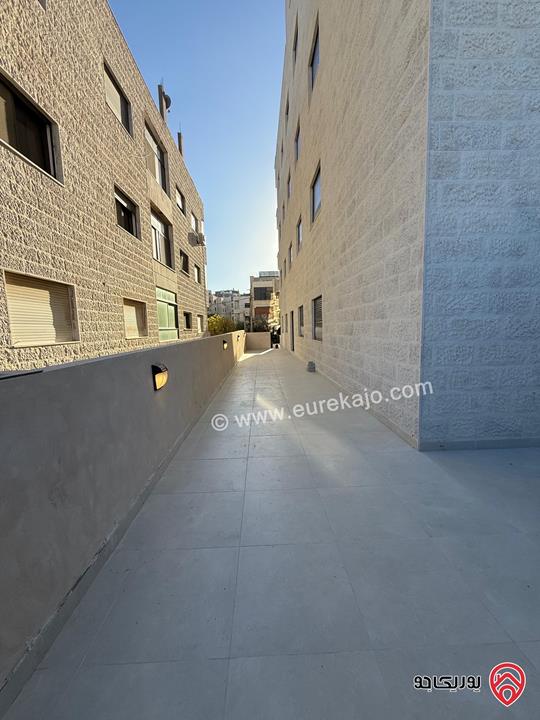 شقة طابق ارضي مساحة 145م مع ترس 80م سوبر ديلوكس للبيع في عمان - ضاحية الياسمين 