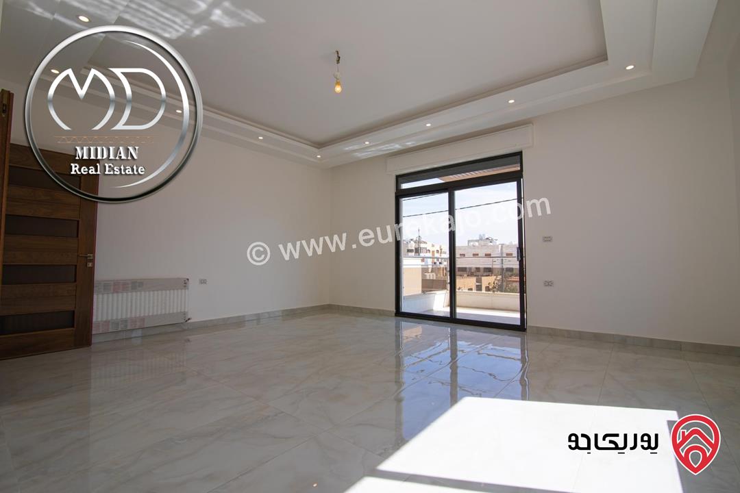 شقق للبيع في عمان - خلدا العوجانية مساحة 240م 4 نوم تشطيبات و ديكورات سوبر ديلوكس جديدة لم تسكن