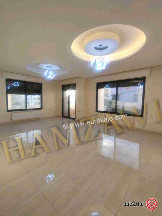 شقة مساحة 215م طابق أول للايجار في عمان - البنيات طريق المطار