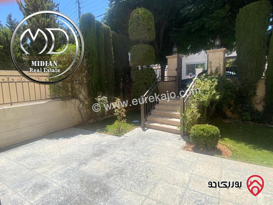 شقة أرضية دوبلكس للبيع في عمان - ضاحية النخيل مساحة 275م مع ترس و حديقة 200م تشطيبات سوبر ديلوكس بسعر مميز