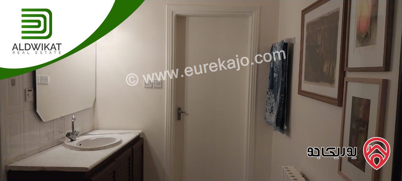 فيلا مستقلة للبيع في عمان - دابوق مساحة البناء 900م ، الارض 1580م ،الحديقة 800م والترس 400م