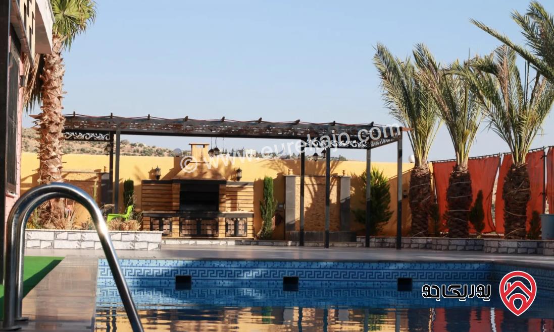 مزرعتان مساحة بنائهم 390م على نفس قطعة الأرض مساحتها 4500م للبيع في جرش  - دحل