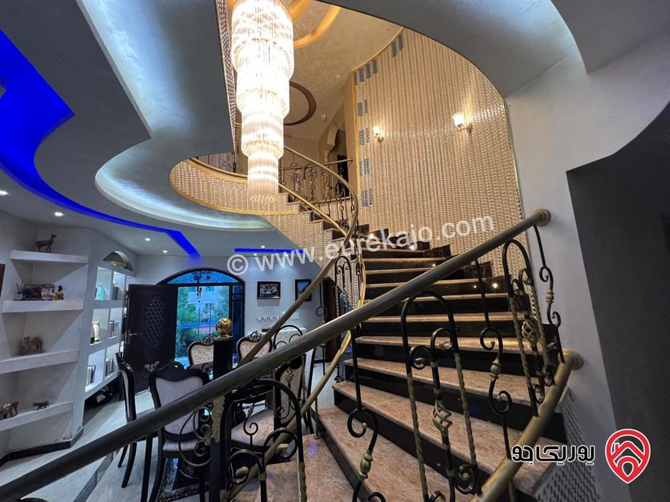 فيلا دوبلكس مساحة 550م على أرض 1030م للبيع في عمان - ضاحية الأمير علي طريق المطار 