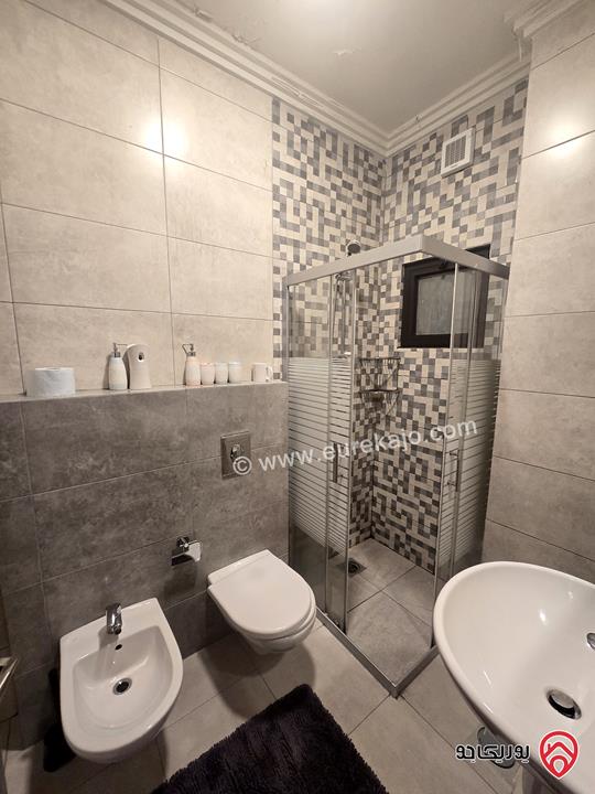 شقه تسوية مساحة 160م داخلي و 150م خارجي للإيجار مفروشة في عمان - خلدا