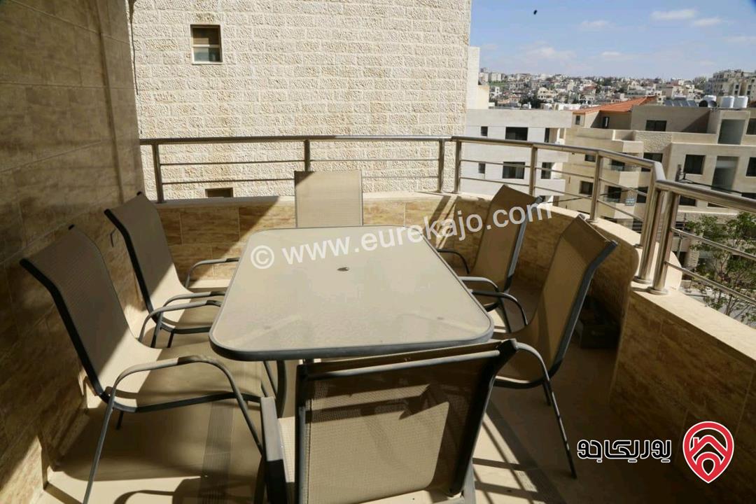 شقة ديلوكس طابق اول مساحة 350م للبيع في عمان - دير غبار