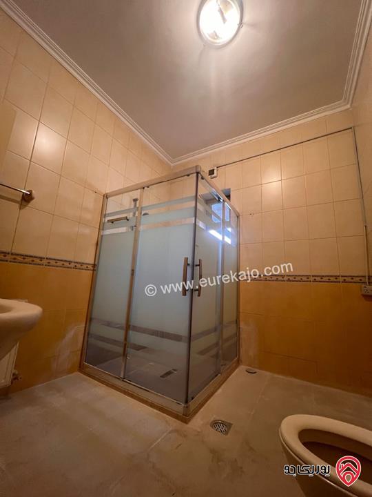 شقة طابق ثالث مساحة 325م للايجار في عمان - ضاحية الأمير راشد 