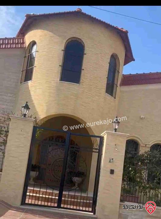 فيلا مساحة الأرض 750م ومساحة البناء 500م للبيع في صويلح الرحمانية