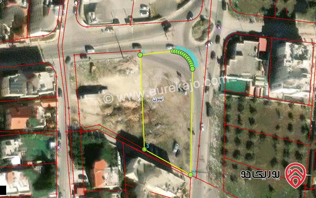 قطعة ارض تجارية مساحة 1948م للبيع في اربد - بالقرب من دوار الارزة