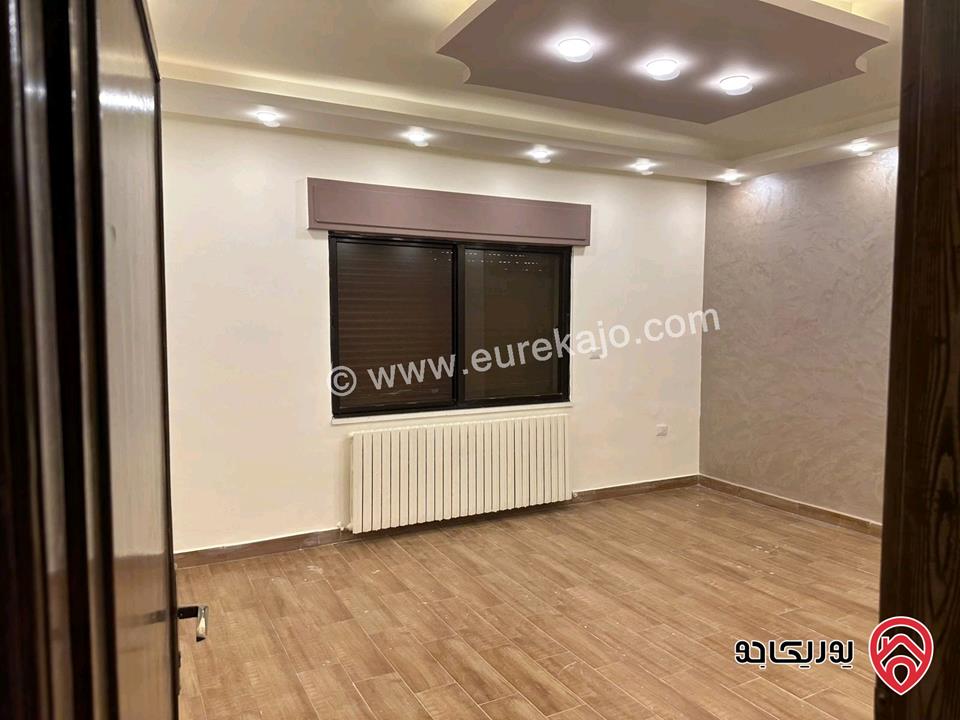 فيلا فارغه مساحة 335م للايجار في عمان - تلاع العلي 