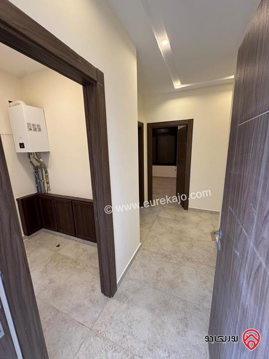 روف فاخر مساحة 375م للبيع في عمان - الحمر 