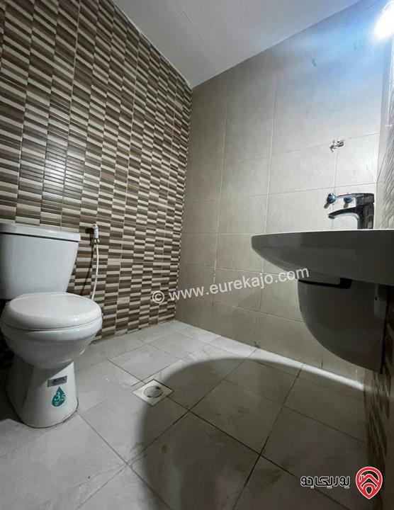 شقة طابق أرضي معلق مساحة 130م للايجار في عمان - خلدا