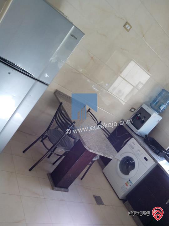 شقة مميزة للبيع في عمان - خلدا قرب الموفنبيك وخلف مطعم ورد طابق اول 100م بسعر مغري