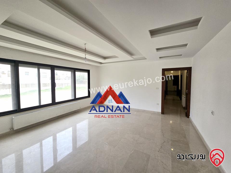 شقة فارغة جديدة لم تسكن طابق أول مساحة 200م للايجار السنوي في عمان - الشميساني