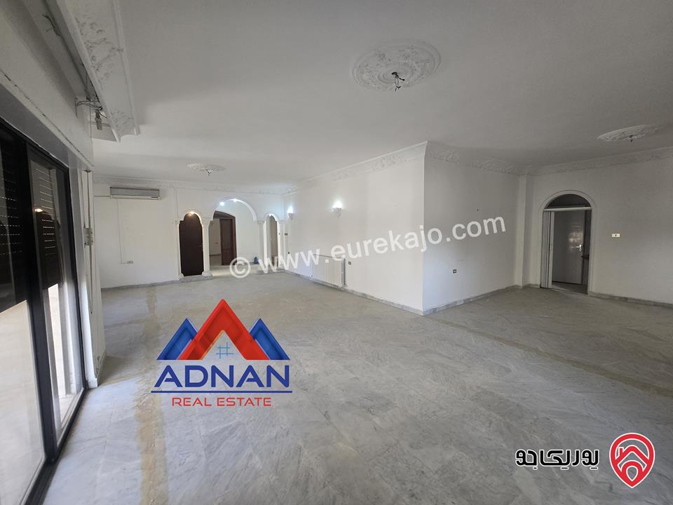 فيلا مستقلة مساحة 500م على أرض 803م للبيع في عمان - تلاع العلي شارع المدينة المنورة