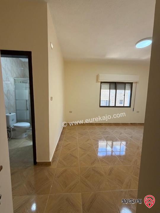 شقة ديلوكس ‏طابق ثالث مساحة 130م للبيع في عمان - الجبيهة