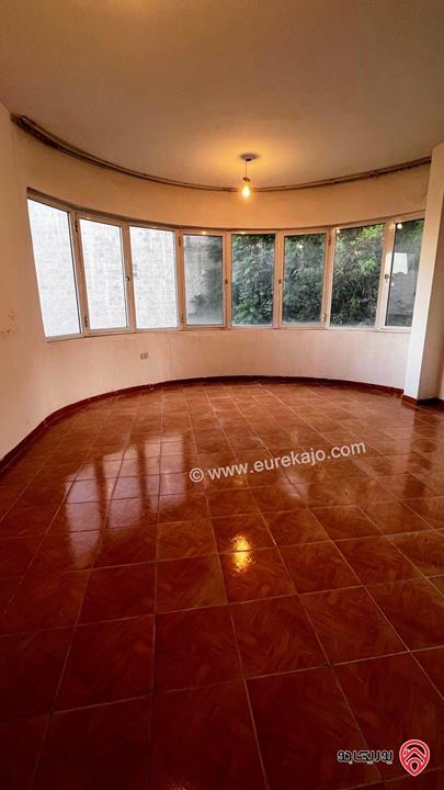 شقة مساحة 320م طابقية للايجار في عمان - الرابية