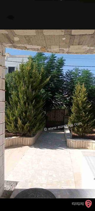 فيلا مساحة 500م على ارض 1 دونم للبيع في عمان - طريق المطار