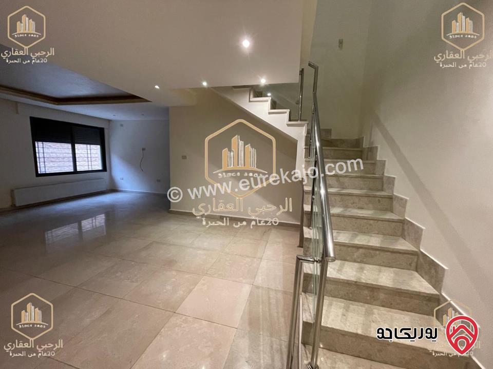 شقة سوبرديلوكس دوبلكس مساحة 270م أرضية للايجار في عمان - شميساني 