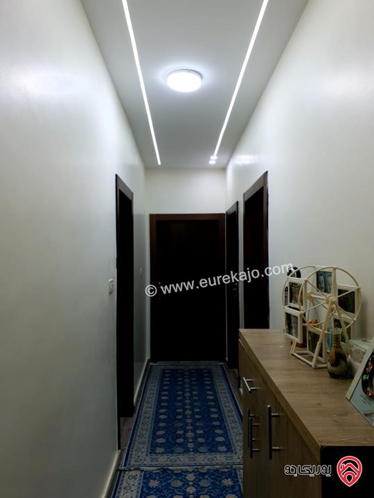 شقة طابق ثالث مساحة 141م للبيع في عمان - طبربور