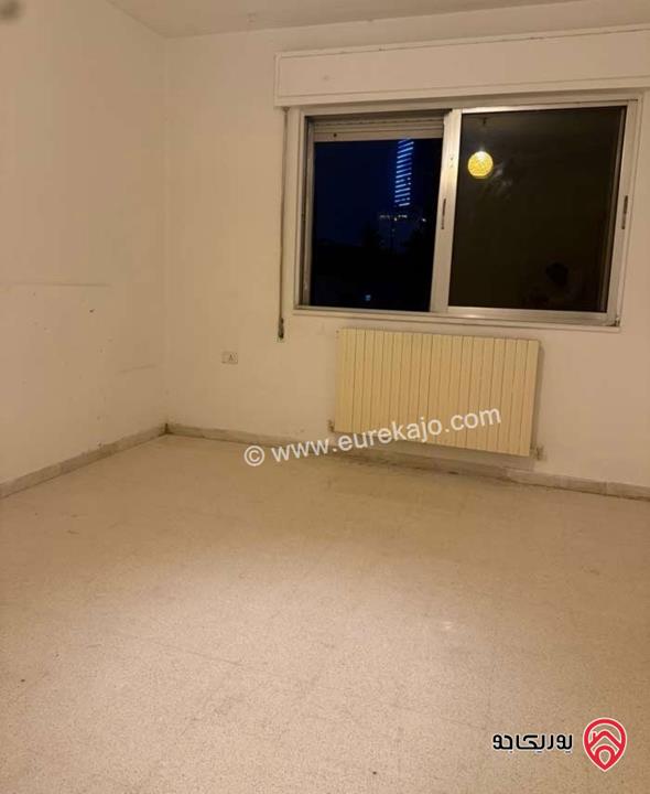 شقة طابق ثالث مساحة 107م للبيع في عمان - أم أذينة الجنوبي