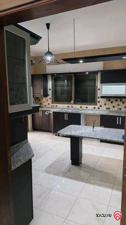 شقة مساحة 177 متر للبيع في عمان - ابو السوس 