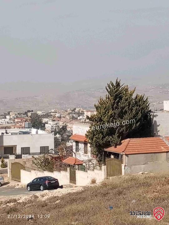 فيلا 200م على أرض 1دنم للبيع في عمان - ناعورام القطين يقبل عقار جزء من الثمن
