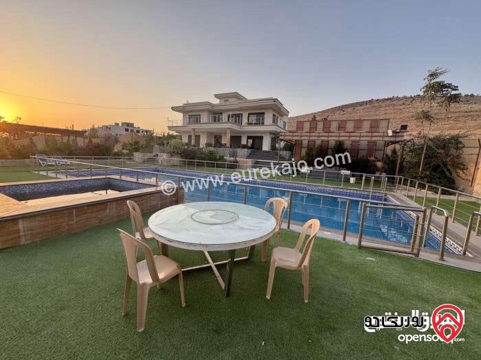 مزرعة وشاليه مساحة الأرض 4 دونم والبناء 500م للبيع في الزرقاء الكمشة قضاء بيرين