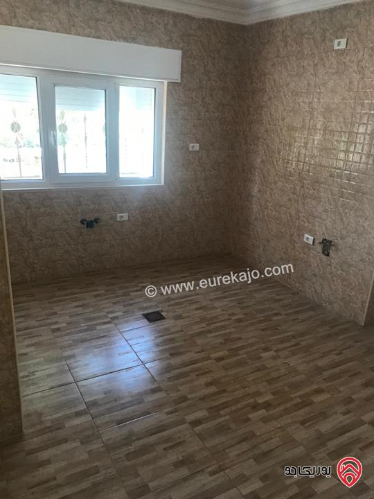 فيلا مجددة مساحة 440م على أرض 980م للبيع في الفحيص – منطقة الرهوة موقع مميز 