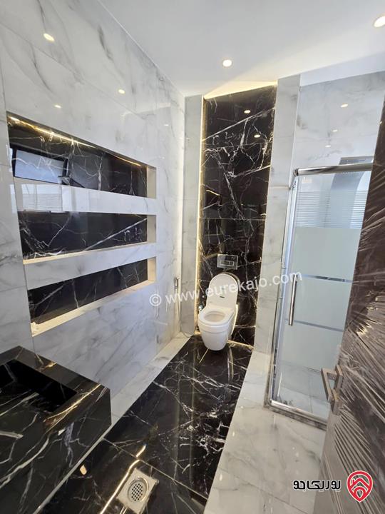 شقة جديدة مساحة 190 متر طابق اول للبيع في عمان - دير غبار قرب شارع الـ60