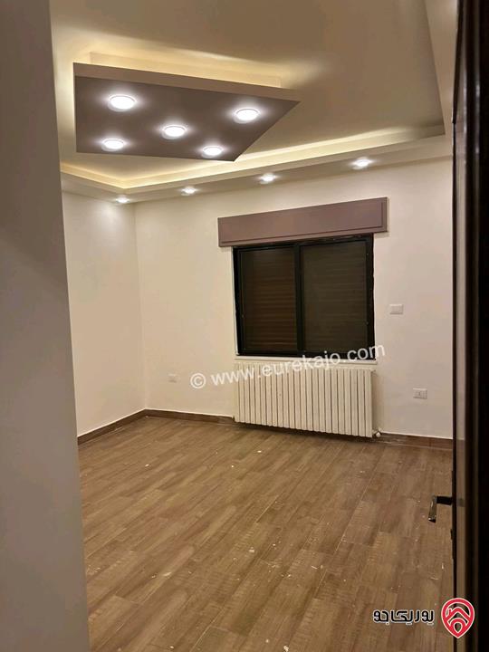 فيلا فارغه مساحة 335م للايجار في عمان - تلاع العلي 