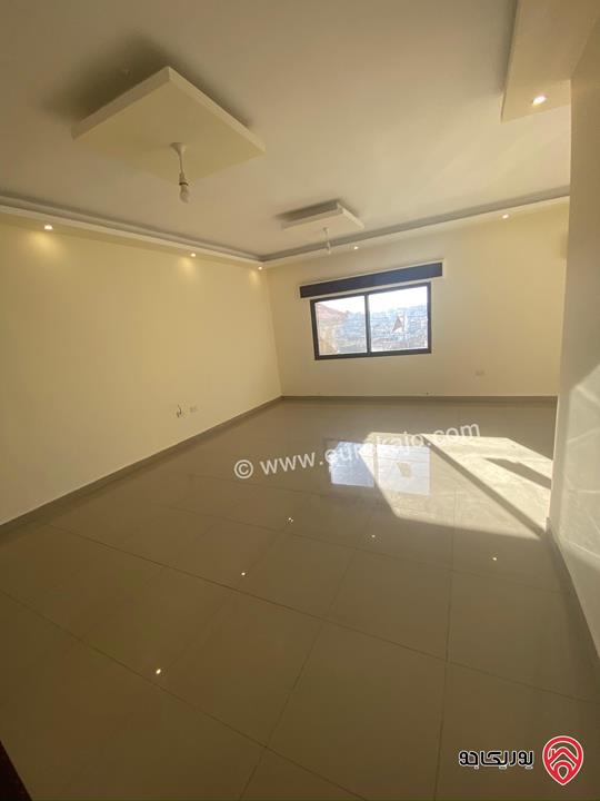 شقة طابق اول وثالث مساحة 170م للايجار في عمان - الرابية