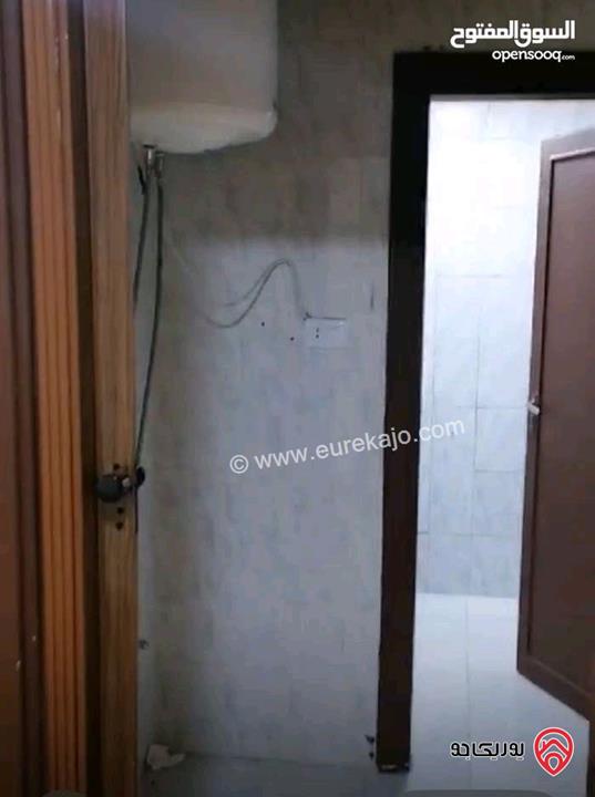 شقة فارغة طابق ثاني مساحة 110م للإيجار في عمان - خلدا 