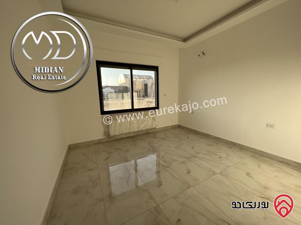 شقة دوبلكس جديدة طابق أخير مع روف للبيع في عمان - الصويفية مساحة 200م مع تراسات تشطيبات سوبر ديلوكس بسعر مميز