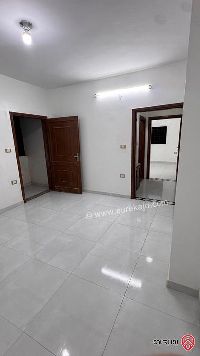 شقة طابق رابع مساحة 140م للبيع في اربد 